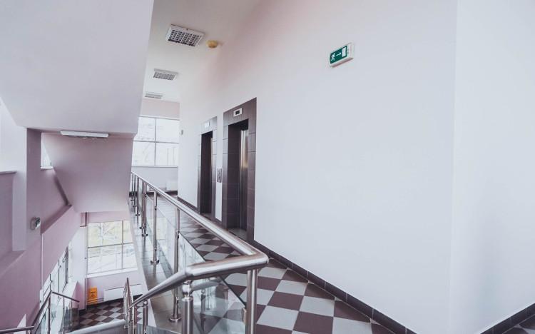 Вид лифтового холла на этаже